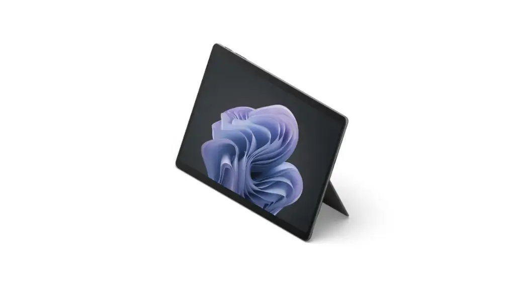 Microsoft Surface Pro 10 / Core Ultra5 135U / 8GB-LPDDR5X / 256GB-SSD / Iris Xe Graphics / 13-Inch QHD+ IPS 120Hz PixelSense Flow Touch / Thunderbolt 4 / Win11P / Platinum (Integrated Intel® Iris® Xe)