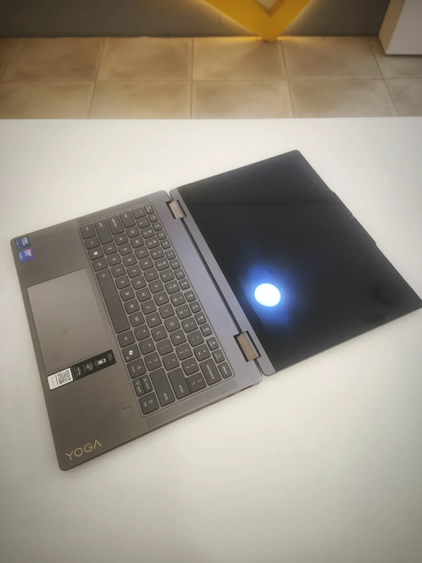 Lenovo Yoga 7 2-in-1 14ILL10 *x360 Refurbished* / Core Ultra7-256V / 16GB LPDDR5X-8533 / 1TB-SSD / Intel Arc Graphics 140V / *14-inch WUXGA OLED 400nits 100%DCI-P3 HDR-True-Black-500 Touch* 60Hz / Win11 Pro / Luna Grey / FPR | TB-4 | Backlit-KB EN | US